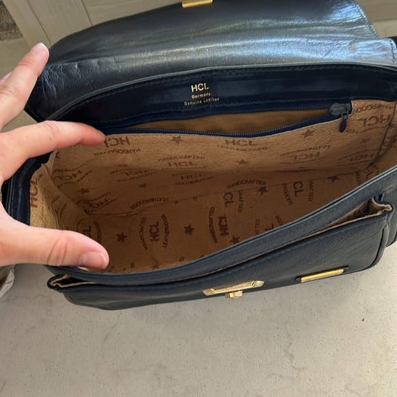 HCL real genuine leather bag. Made in Germany NEVER USED - Picture 6 of 8